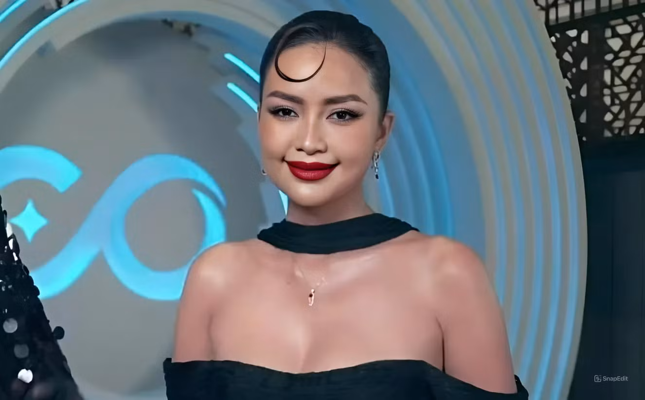 Ngọc Châu tại buổi giới thiệu Miss Cosmo - Hoa hậu Hoàn vũ Quốc tế.