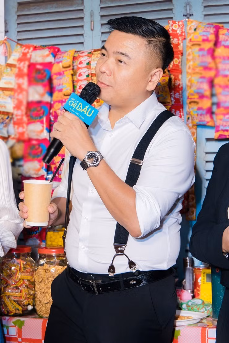Đạo diễn, nhà sản xuất Nhất Trung từng thành công với 49 ngày, Bệnh viện ma, Cua lại vợ bầu, Nắng...