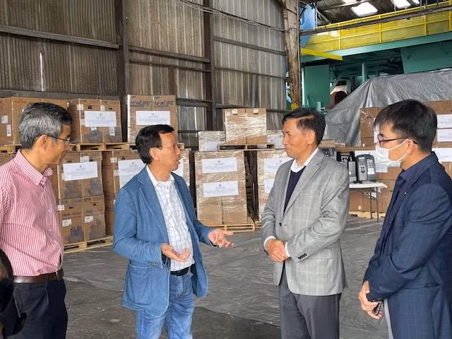 Ông David Dương luôn trăn trở khi thấy đồng bào Việt Nam đang phải chống chọi với dịch bệnh