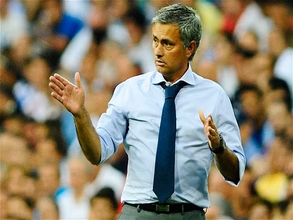 HLV Mourinho - Ảnh: Getty