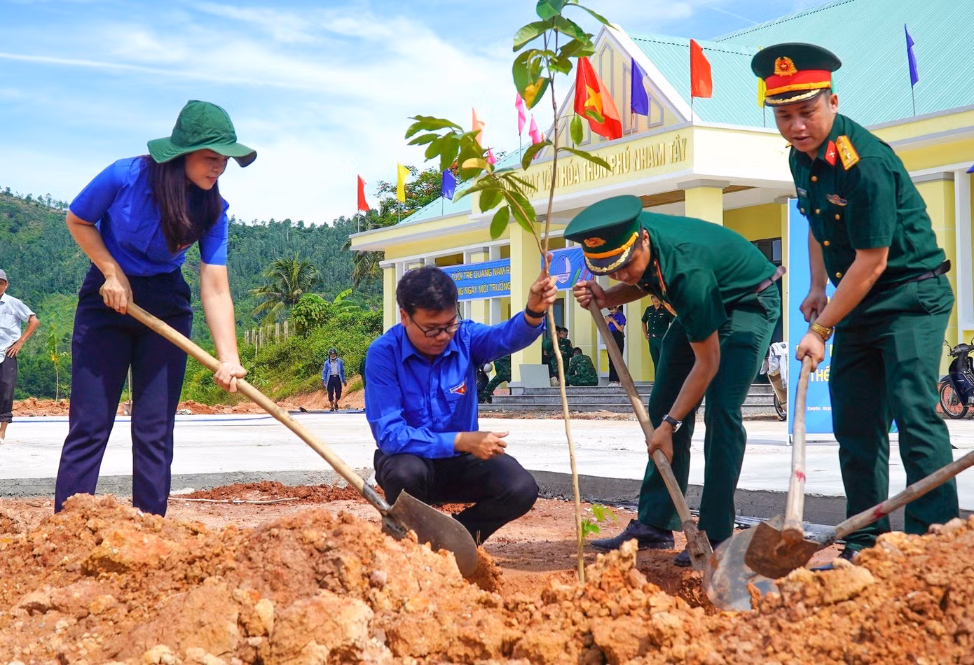 Nhiều hoạt động đồng loạt diễn ra ngay sau lễ ra quân.