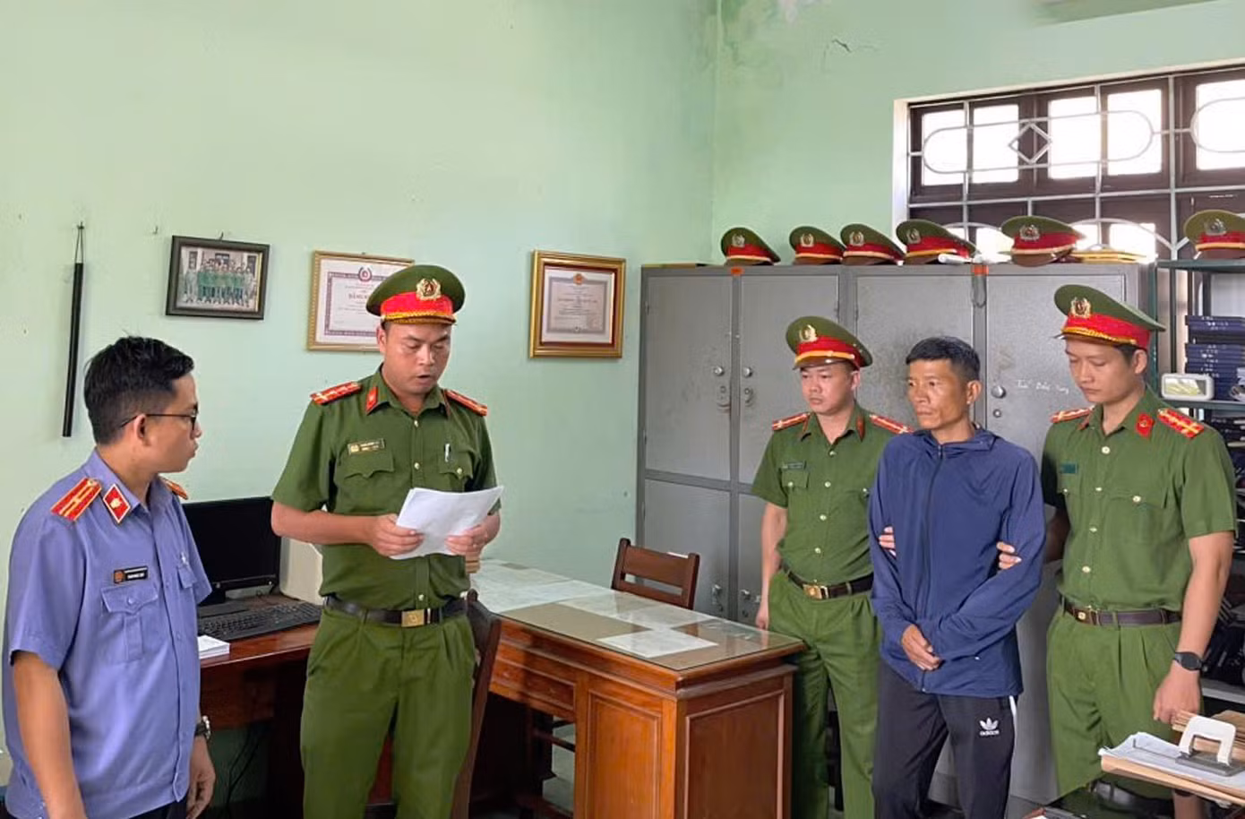 Bắt tạm giam Phạm Hồng Thanh Bắt tạm giam Phạm Hồng Thanh