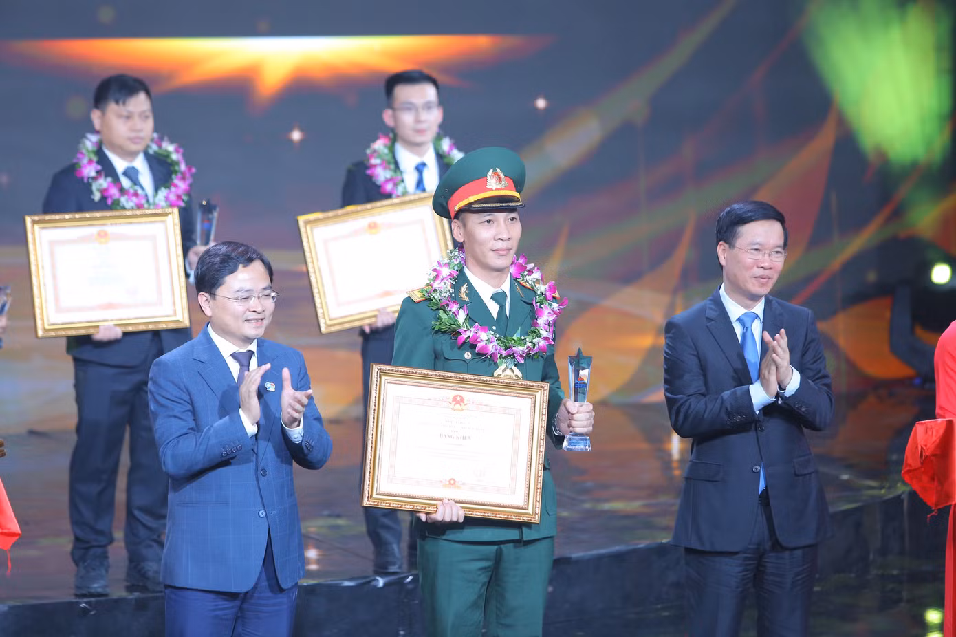 Gương mặt trẻ Việt Nam tiêu biểu và khát vọng dựng xây đất nước hùng cường ảnh 5