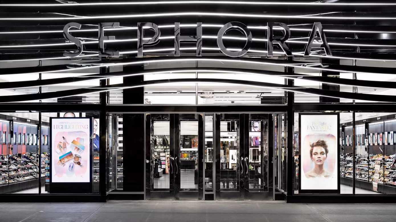 Cửa hàng Sephora nằm trong một trung tâm mua sắm tại New York.