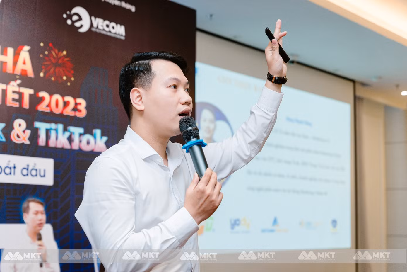 Anh Đặng Mạnh Dũng: Co- Founder Phần mềm MKT