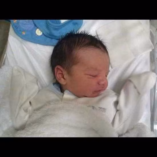 Cậu bé Thiago Messi chắc chắn sẽ gặp rất nhiều áp lực nếu muốn trở thành cầu thủ như cha