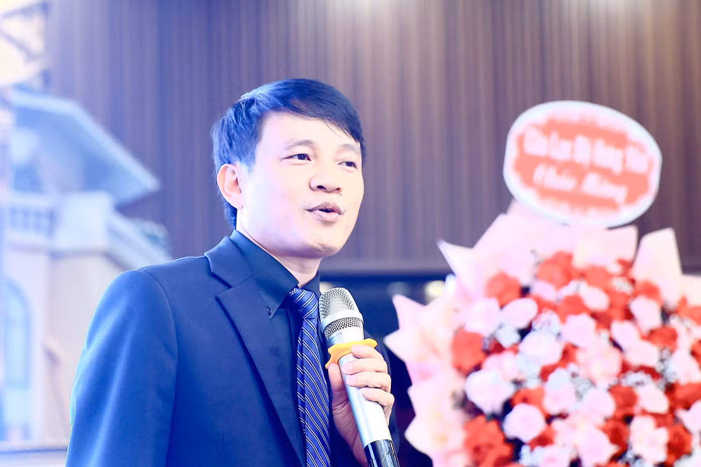 Ông Phan Văn Cường, Giám đốc Công ty TNHH Thanh Chương - Văn phòng phẩm ERAS Việt Nam Ông Phan Văn Cường, Giám đốc Công ty TNHH Thanh Chương - Văn phòng phẩm ERAS Việt Nam