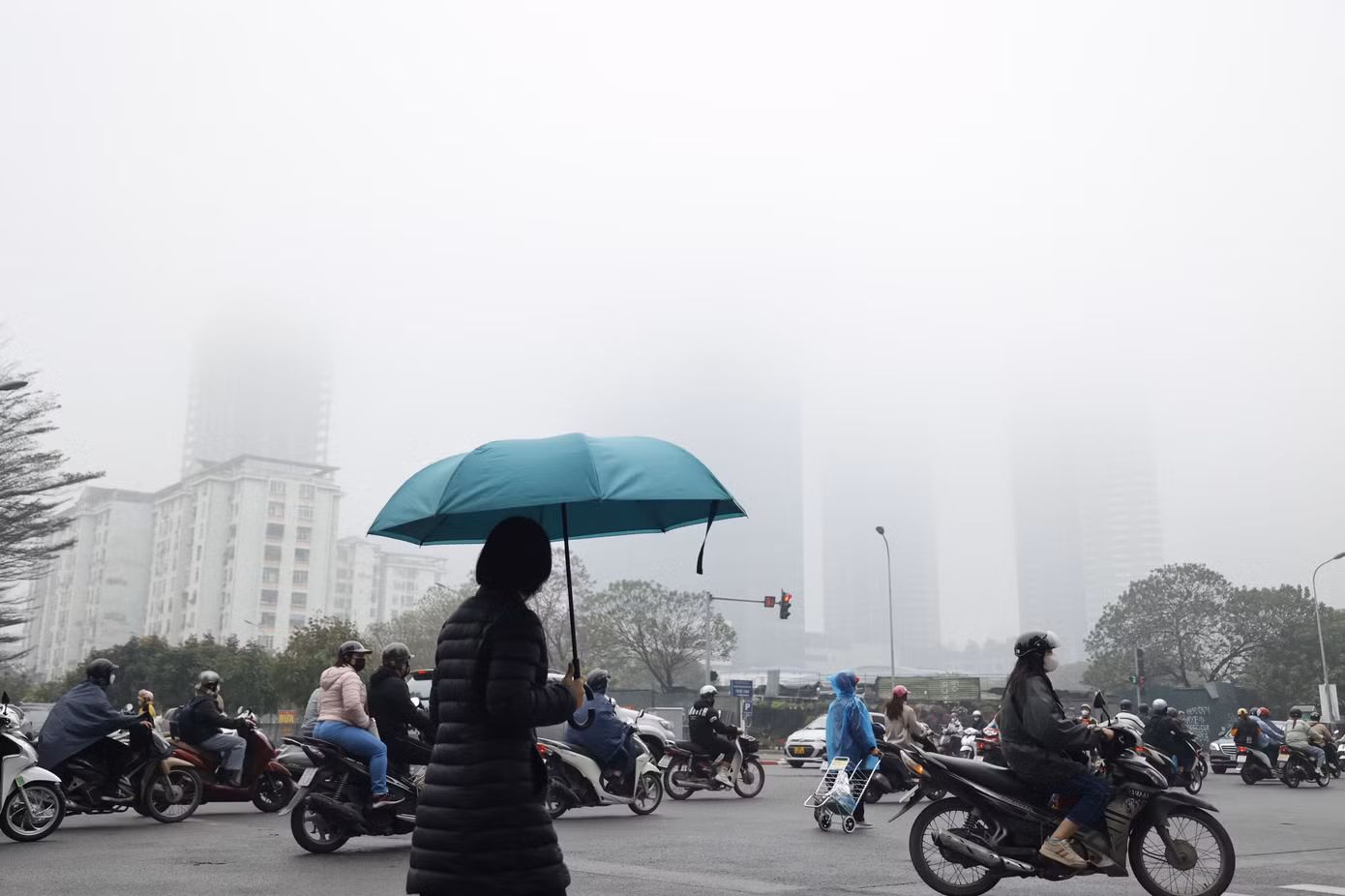 Hà Nội lại ô nhiễm không khí trong hôm nay (10/3).