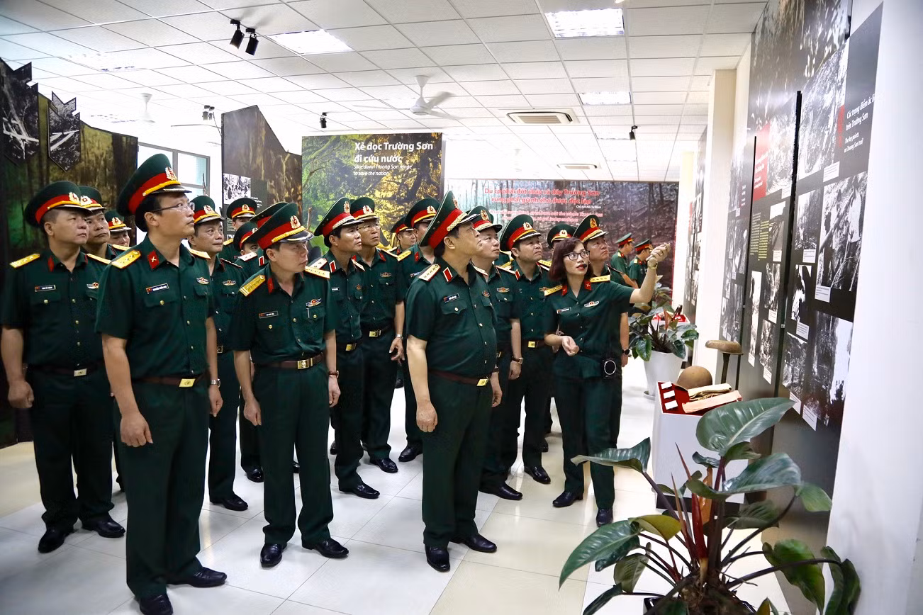 Đại tướng Ngô Xuân Lịch: Đường Hồ Chí Minh là niềm tự hào dân tộc ảnh 2