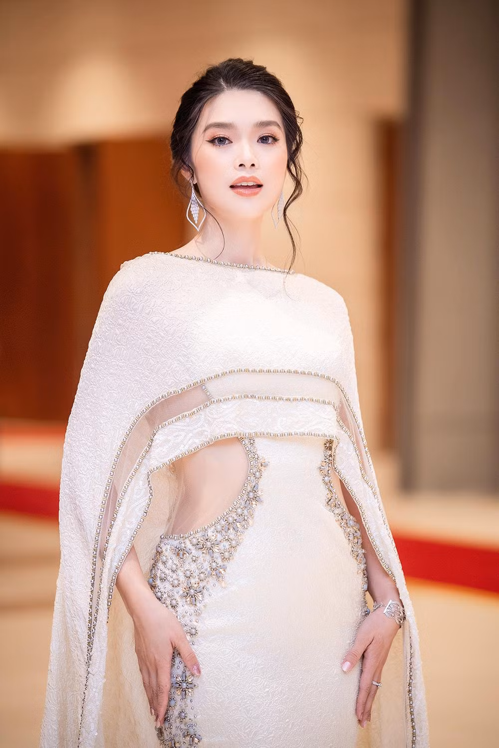 Được biết, đây là lần thứ 3 Pricilia Carla Yules đến thăm Việt Nam. Hoa hậu Indonesia cho biết cô rất vui khi được tham gia chuỗi sự kiện đồng hành cùng SEA Games 31. Được biết, đây là lần thứ 3 Pricilia Carla Yules đến thăm Việt Nam. Hoa hậu Indonesia cho biết cô rất vui khi được tham gia chuỗi sự kiện đồng hành cùng SEA Games 31.