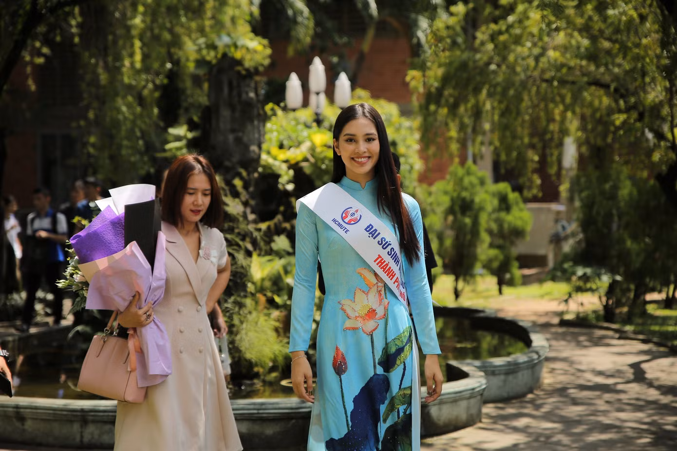 Hoa hậu Tiểu Vy làm Đại sứ Sinh viên Trường ĐH Sư phạm Kỹ thuật TPHCM ảnh 8