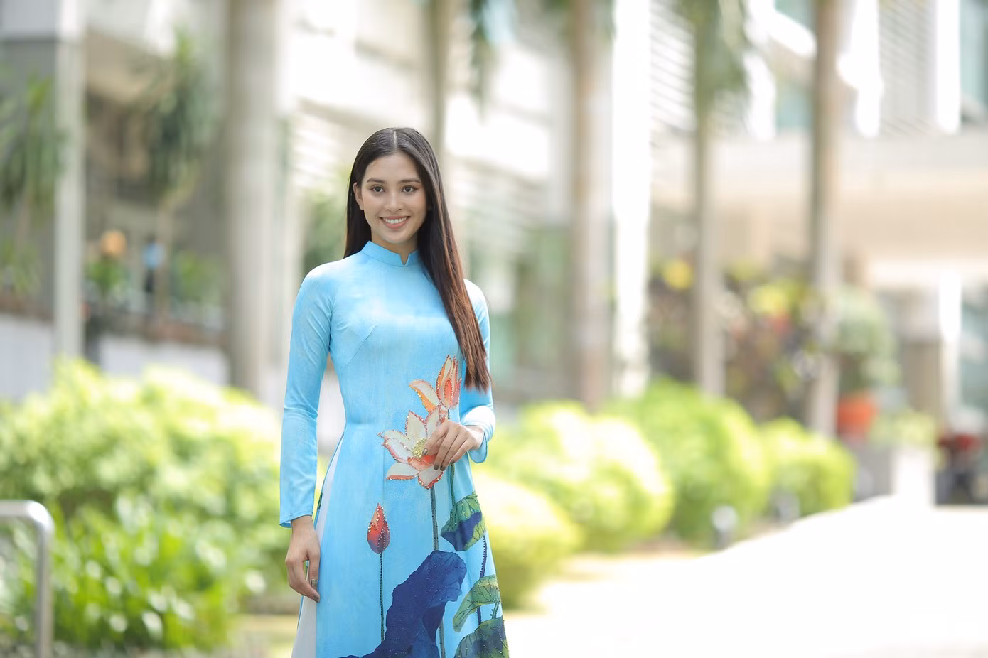 Hoa hậu Tiểu Vy làm Đại sứ Sinh viên Trường ĐH Sư phạm Kỹ thuật TPHCM ảnh 4
