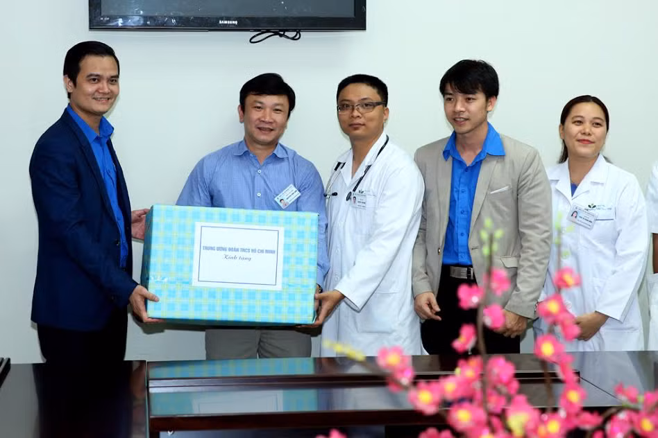 Ban Bí thư T.Ư Đoàn chúc Tết các cơ quan, đơn vị ảnh 7