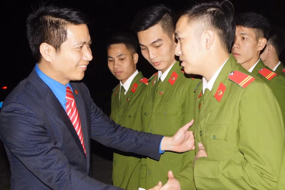 Ban Bí thư T.Ư Đoàn chúc Tết các cơ quan, đơn vị ảnh 1