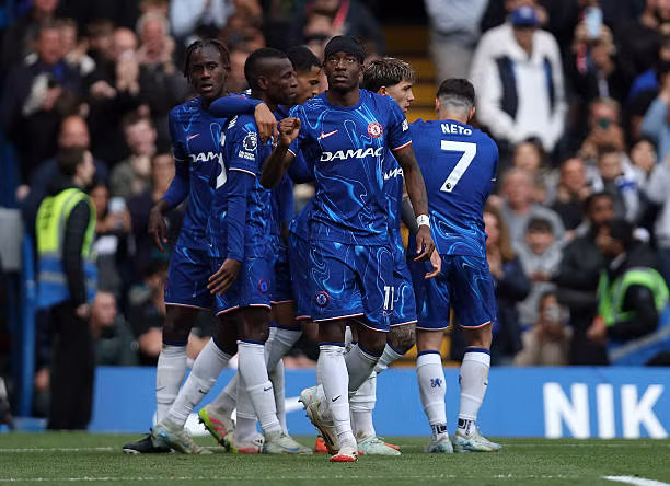 Liverpool thua đậm Chelsea sau khi đã vô địch Ngoại hạng ảnh 27