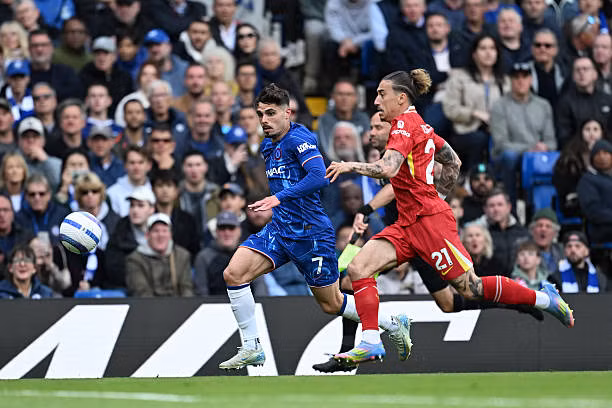 Liverpool thua đậm Chelsea sau khi đã vô địch Ngoại hạng ảnh 17