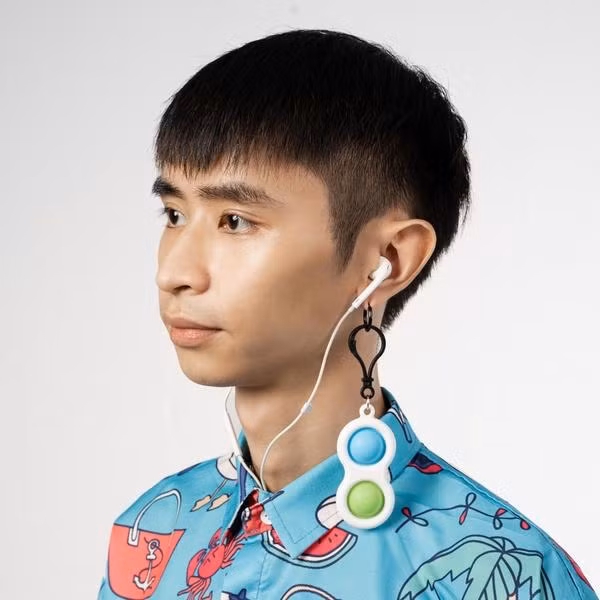 Rapper Linh Thộn với ca khúc "Anh Yêu Em Cực" đang viral khắp nơi.