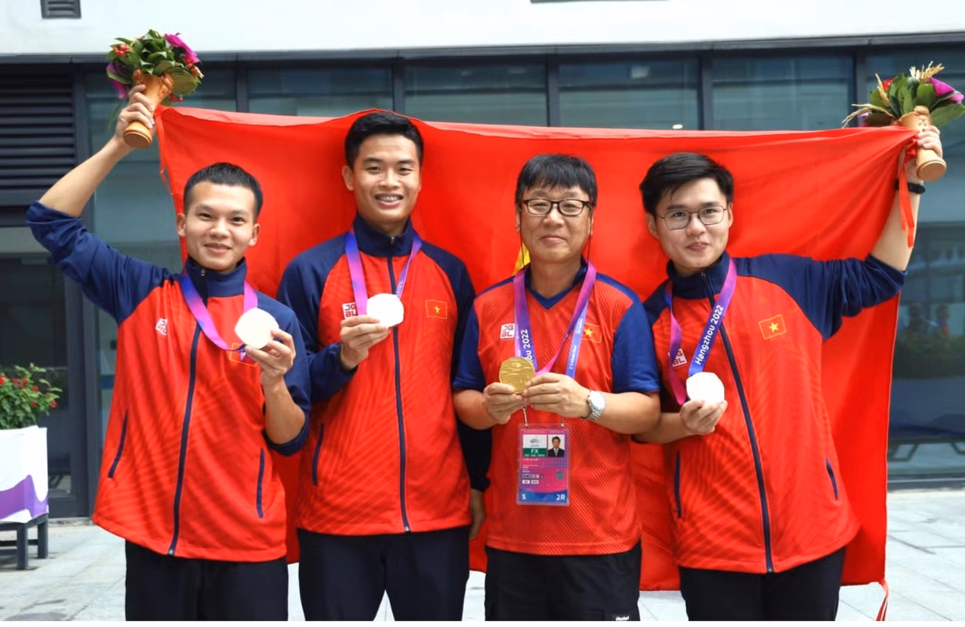 Chuyên gia Park Chung-gun gắn liền với những thành tích của bắn súng Việt Nam một thập niên qua (ảnh Quý Lượng)