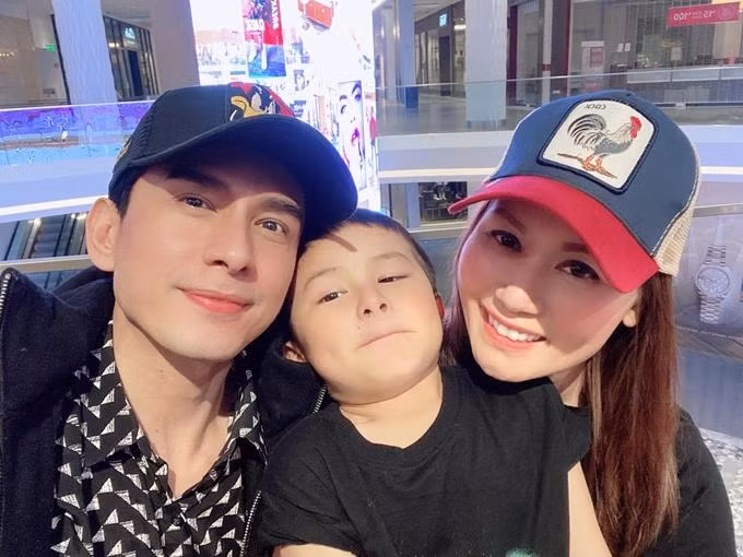 Đan Trường hiện đang ở Mỹ, giữ mối quan hệ tốt với vợ cũ.