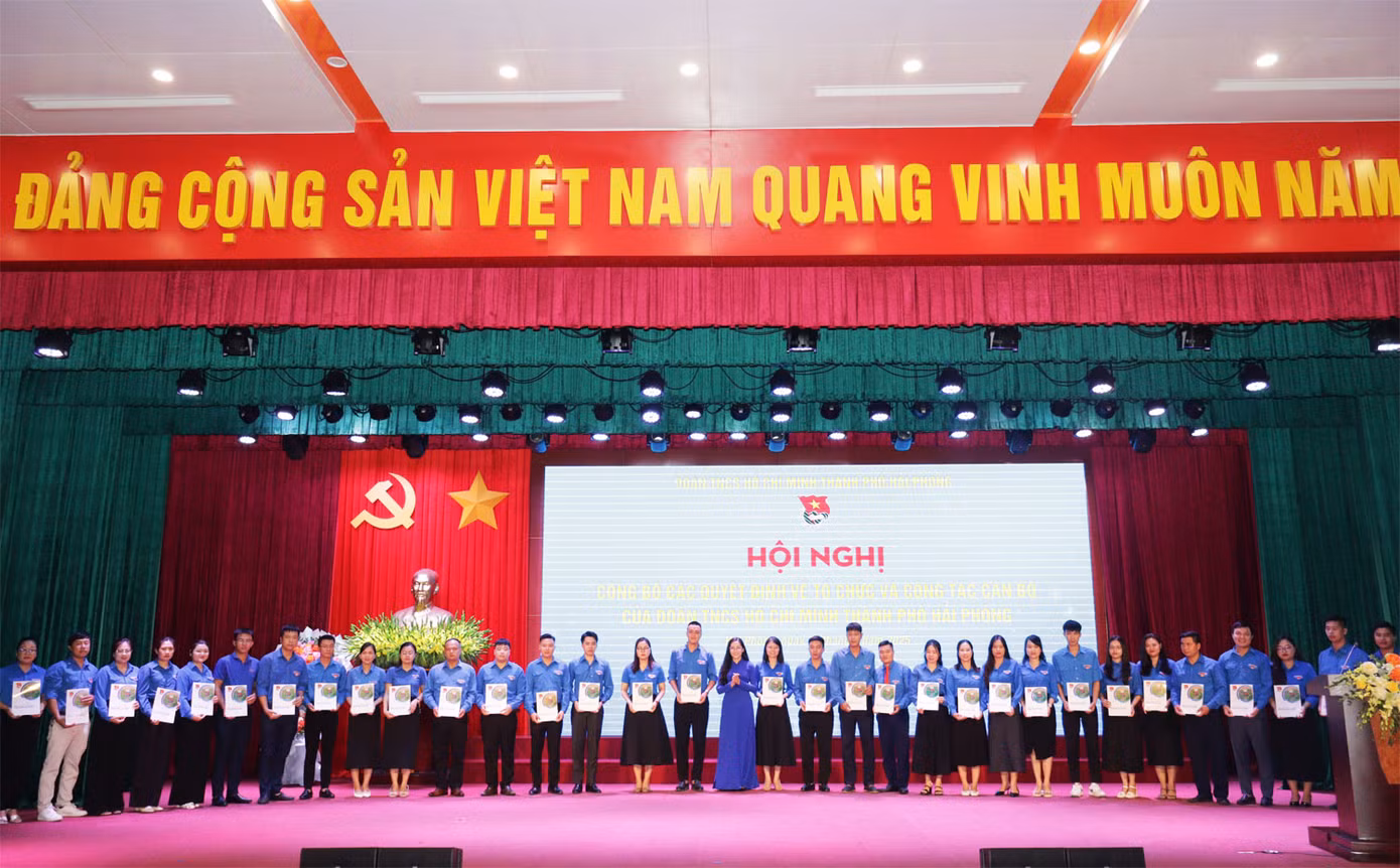 Thành lập 114 tổ chức Đoàn cấp phường, xã, đặc khu.