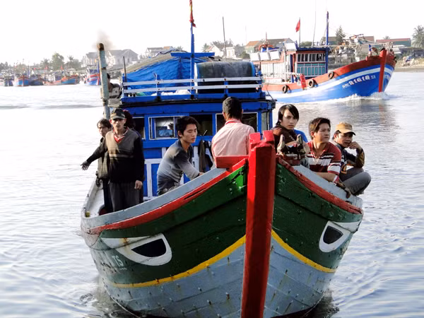 Tàu của ông Đặng Tằm trắng tay trở về sau khi bị thu sạch tài sản, phương tiện tại Hoàng Sa hồi tháng 2. Ảnh: Hải Anh 