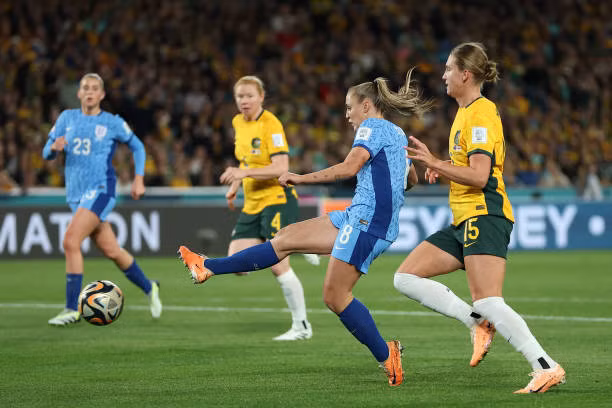 Đánh bại chủ nhà Australia 3-1, tuyển nữ Anh lần đầu góp mặt ở chung kết World Cup nữ ảnh 18