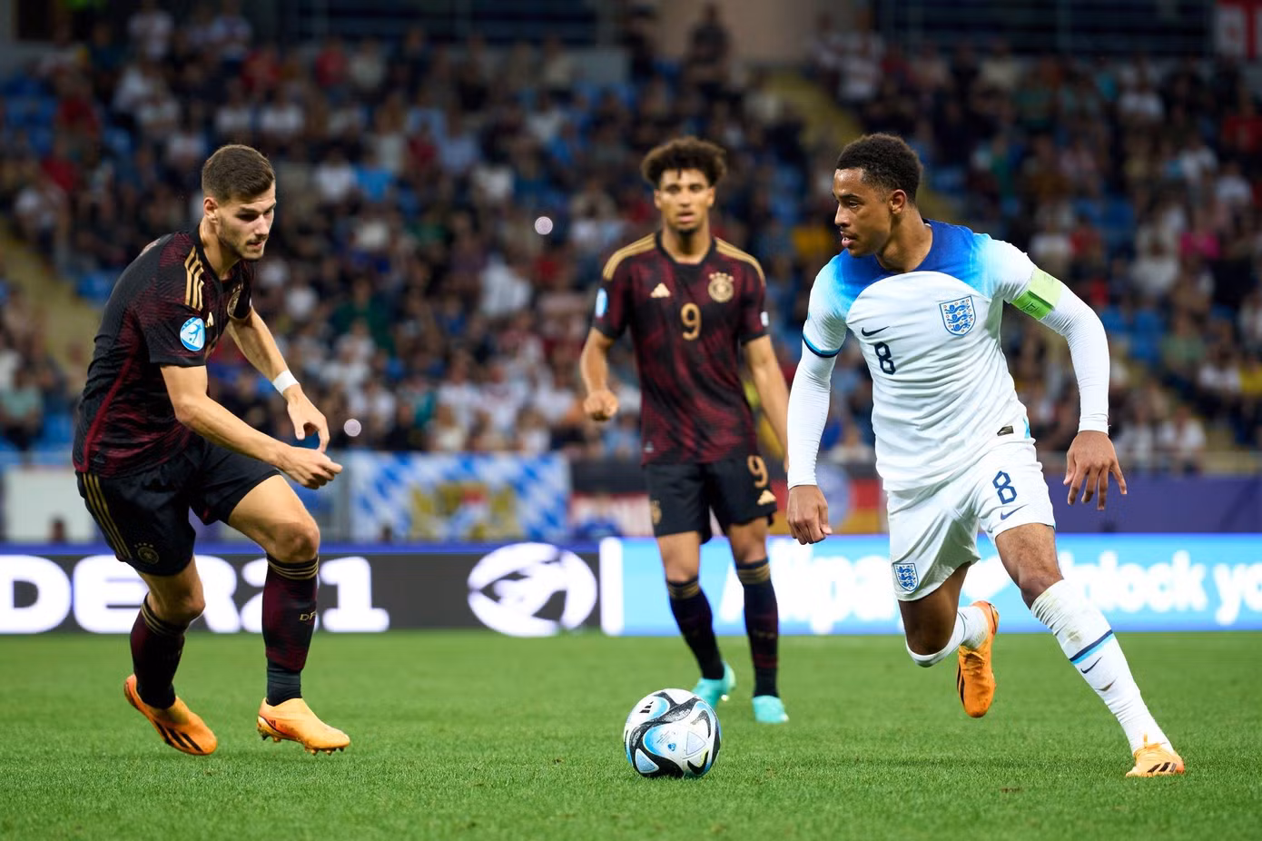U21 Anh đang thể hiện sức mạnh vượt trội ở U21 châu Âu 2023 U21 Anh đang thể hiện sức mạnh vượt trội ở U21 châu Âu 2023
