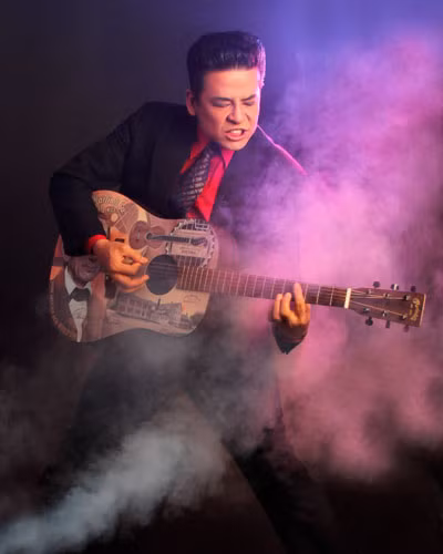  Một hình ảnh khác của MC Thanh Bạch 