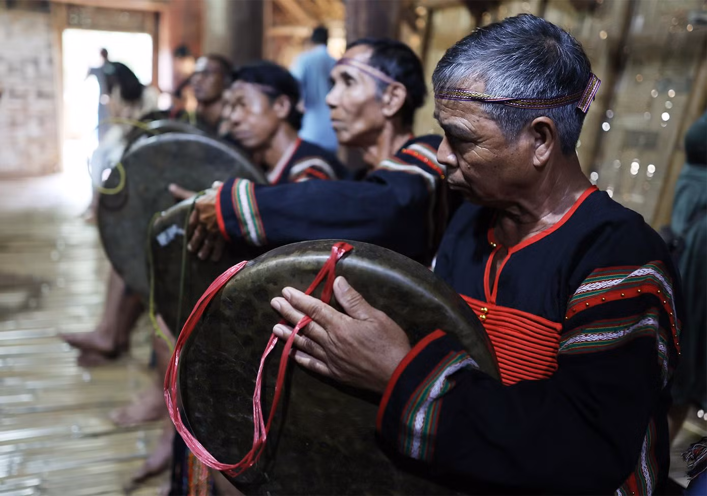Những nghệ nhân đánh Chiêng Kram ''Gọi về sum họp''