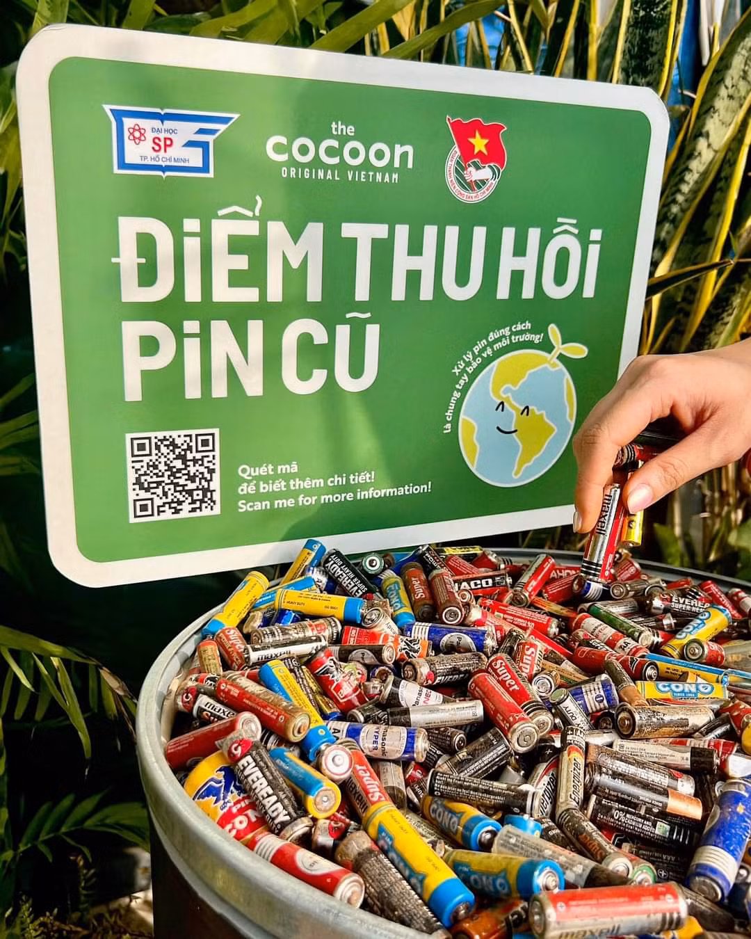 Chọn 'lối sống xanh' đang là ưu tiên của giới trẻ hiện nay nhằm bảo vệ tương lai môi trường xanh – sạch – đẹp.