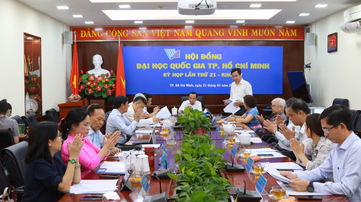 ĐHQG TP. HCM họp và biểu quyết đồng ý công nhận PGS. TS Lê Văn Thăng - Phó Hiệu trưởng trường ĐH Bách khoa giữ chức vụ Hiệu trưởng trường ĐH Quốc tế. (Ảnh: ĐHQG TP. HCM)