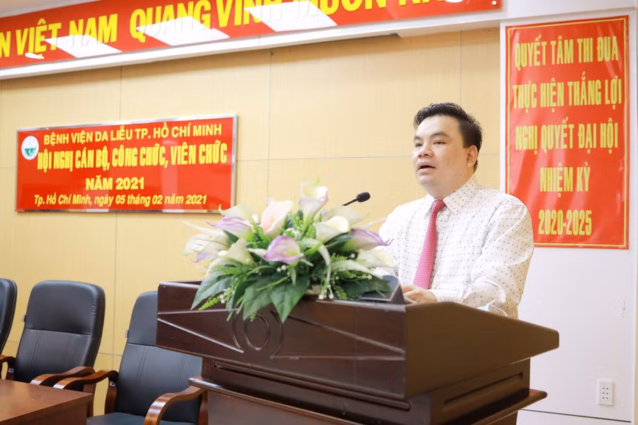 Tân Chủ tịch Hội đồng trường ĐH Y khoa Phạm Ngọc Thạch - PGS. TS Nguyễn Trọng Hào.