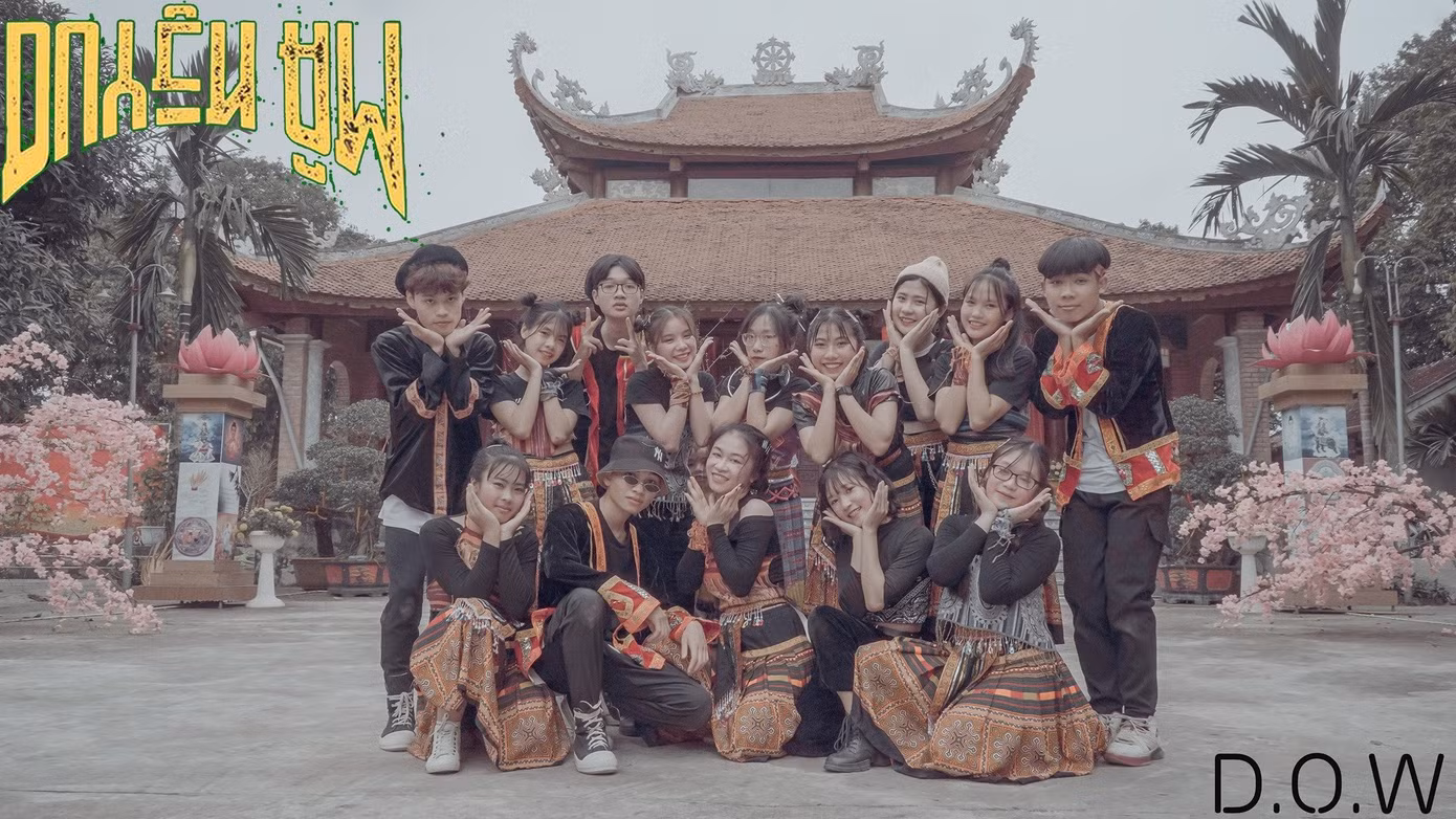 Từ một dancer, La Thành dần dần bén duyên với công việc MC.