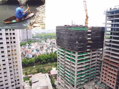 PV Tiền Phong khám phá cống xả bẩn ở khu đô thị Mỹ Đình - Mễ Trì, Hà Nội (ảnh nhỏ); Các tòa nhà xả thẳng nước thải làm ô nhiễm sông (ảnh lớn). Ảnh: hồng vĩnh-ngọc mai