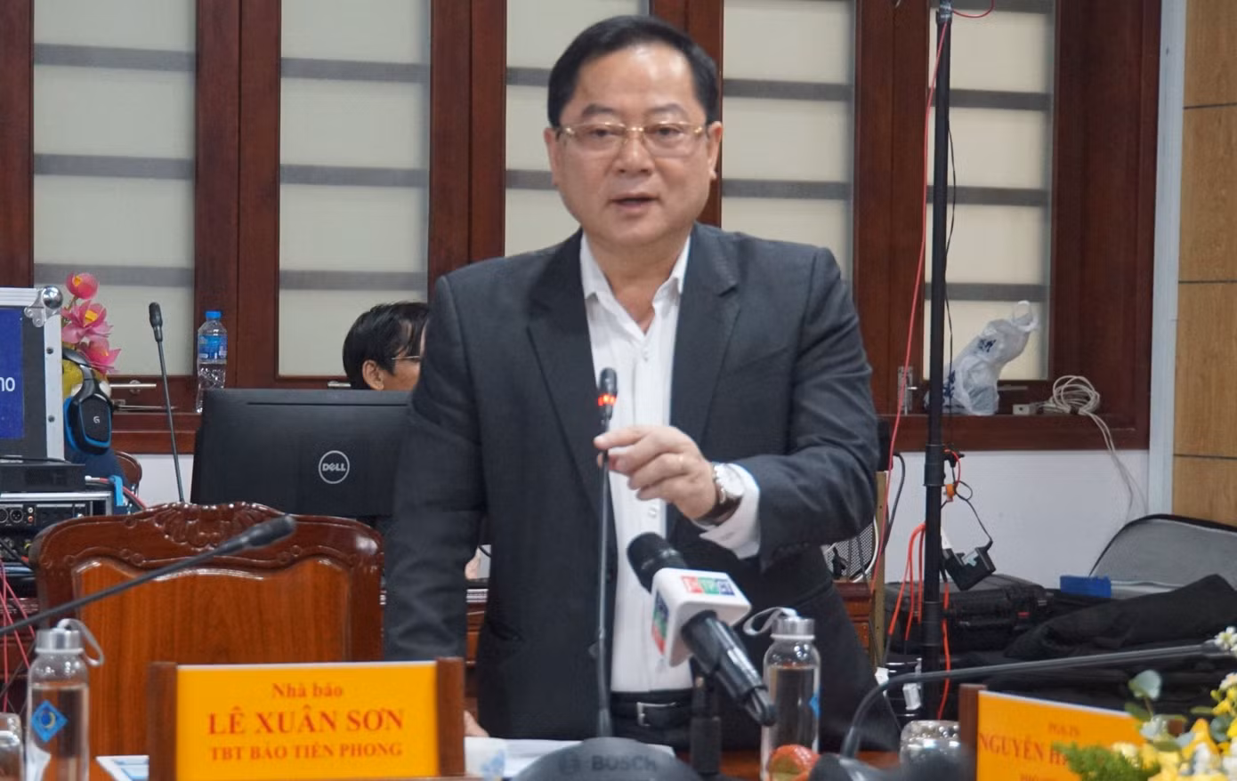 Nhà báo Lê Xuân Sơn - Tổng Biên tập báo Tiền Phong