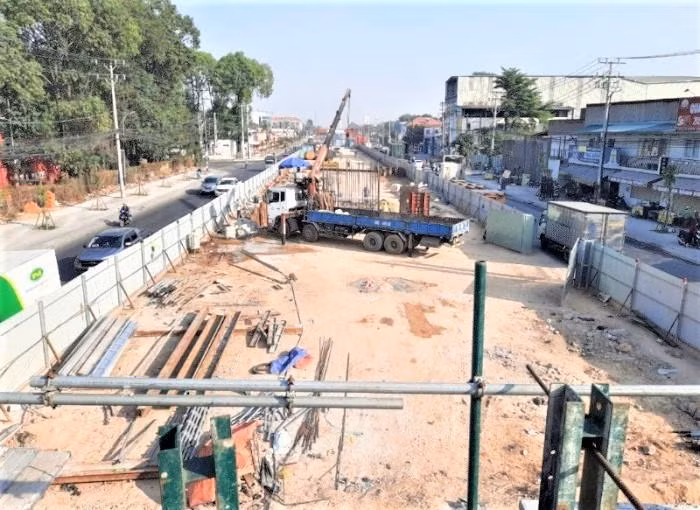 Bình Dương đang xây dựng cầu vượt đầu tiên tại ngã tư 550