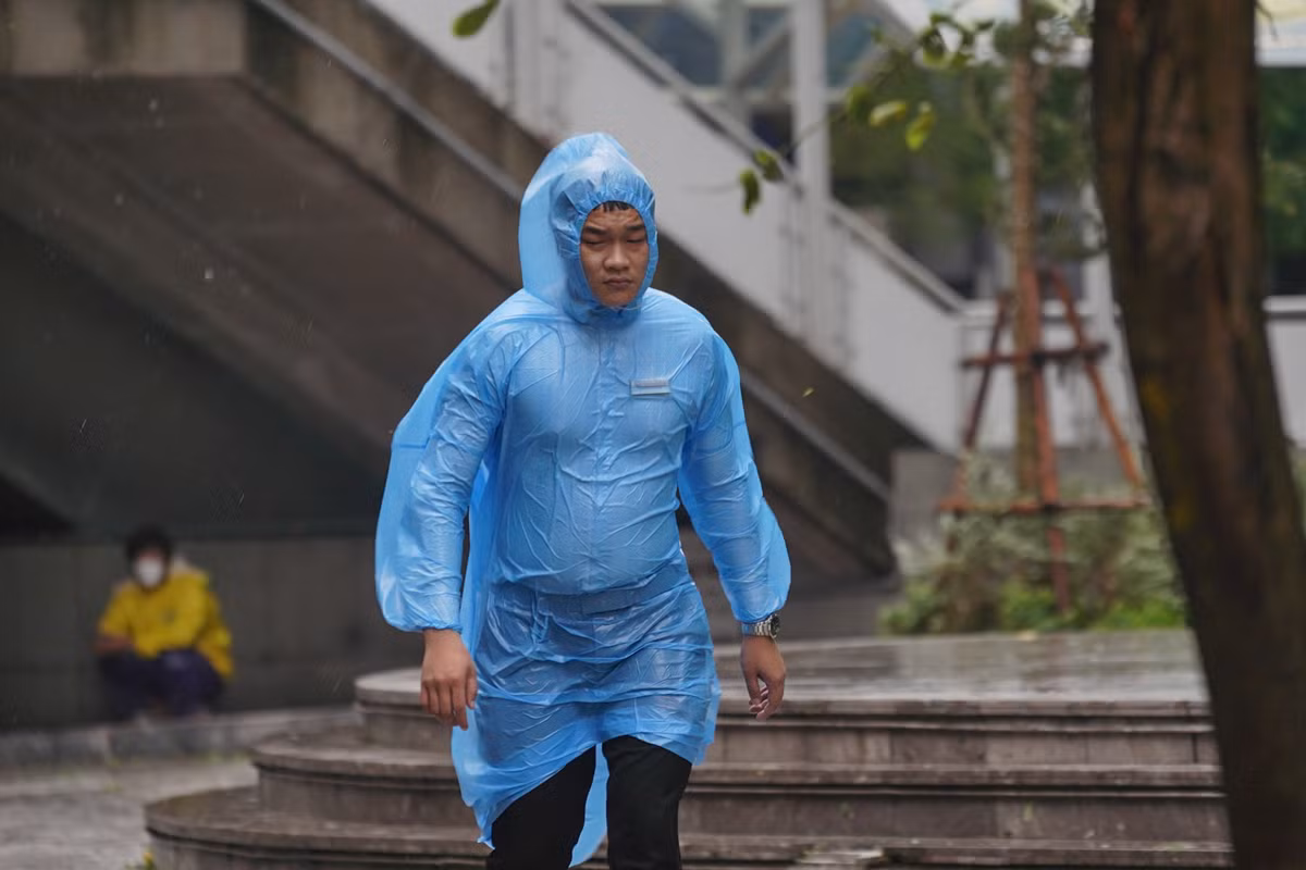 Ngay cả việc đi lại bình thường cũng là điều vô cùng vất vả.