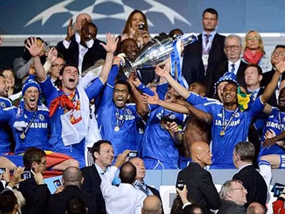 Chelsea là tân vương của bóng đá châu Âu