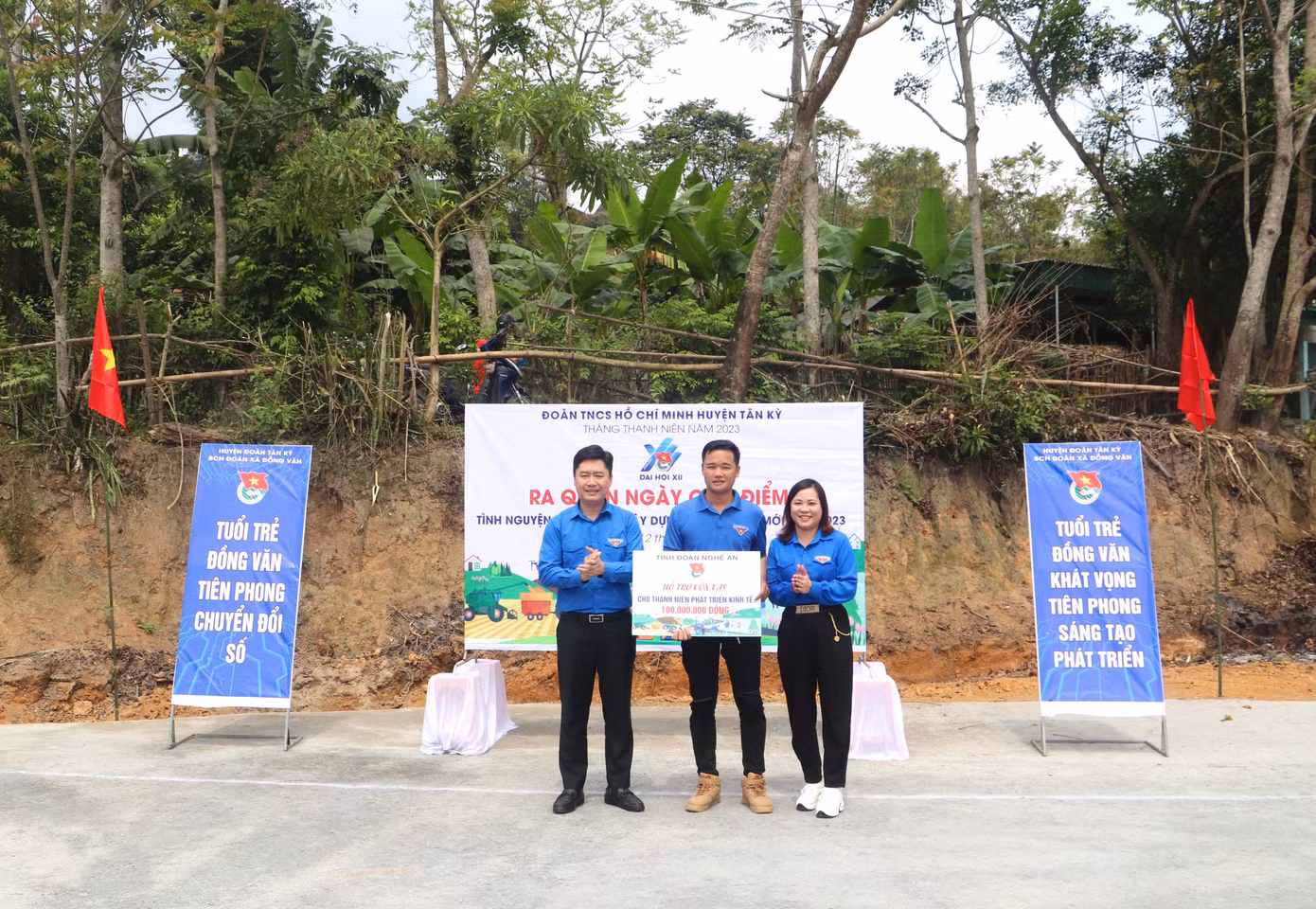 Hỗ trợ thanh niên phát triển kinh tế 100 triệu đồng Hỗ trợ thanh niên phát triển kinh tế 100 triệu đồng