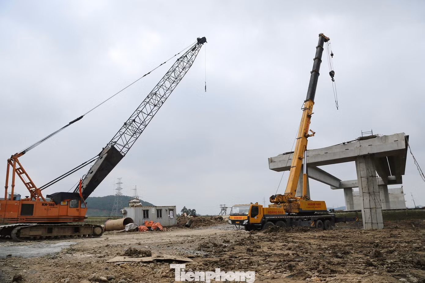 Tuyến đường cao tốc hiện đoạn qua địa bàn tỉnh Nghệ An đang dần thành hình.