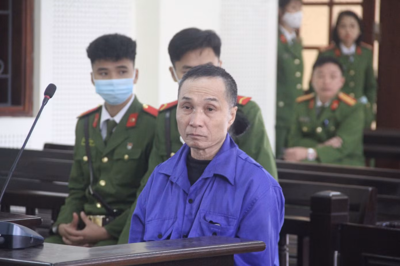 Lương Văn Tới nhiều lần rơi nước mắt khi nhắc đến quá trình phạm tội của mình