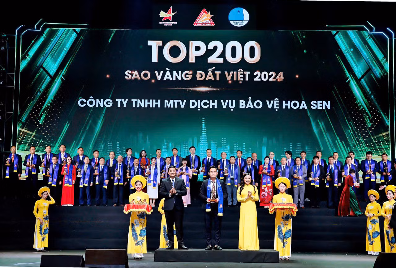 Công ty TNHH MTV dịch vụ bảo vệ Hoa Sen vinh dự nhận giải thưởng Sao Vàng đất Việt 2024 Công ty TNHH MTV dịch vụ bảo vệ Hoa Sen vinh dự nhận giải thưởng Sao Vàng đất Việt 2024