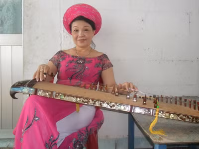 Nữ đờn trang Như Nguyệt 