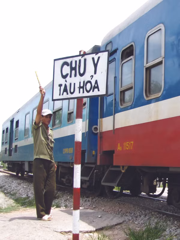 “Gác chắn sống” thầm lặng. Ảnh: Ngọc Văn
