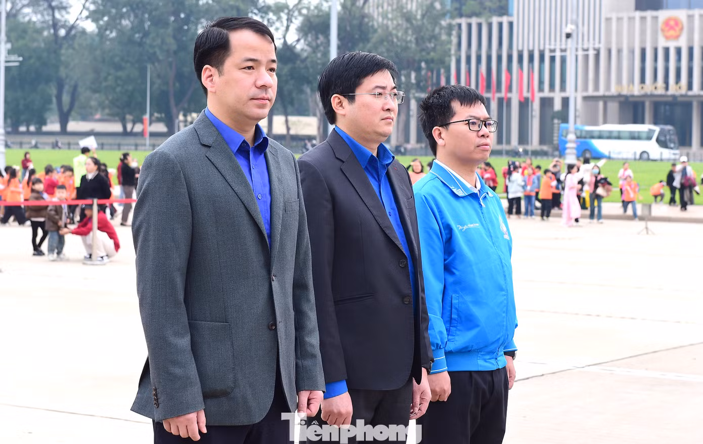 Anh Ngô Văn Cương – Bí thư T.Ư Đoàn, Chủ nhiệm Ủy ban Kiểm tra T.Ư Đoàn; anh Bùi Minh Tuấn – Ủy viên Ban Thường vụ, Trưởng Ban Tổ chức – Kiểm tra T.Ư Đoàn; anh Lê Thanh Tú – Ủy viên Ban Thường vụ, Phó Trưởng Ban Tổ chức - Kiểm tra T.Ư Đoàn tham dự chương trình. Ảnh: Xuân Tùng
