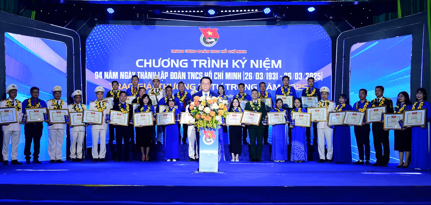 Ông Nguyễn Trọng Nghĩa - Ủy viên Bộ Chính trị, Bí thư Trung ương Đảng, Trưởng ban Tuyên giáo và Dân vận Trung ương phát biểu tại chương trình. Ảnh: Xuân Tùng Ông Nguyễn Trọng Nghĩa - Ủy viên Bộ Chính trị, Bí thư Trung ương Đảng, Trưởng ban Tuyên giáo và Dân vận Trung ương phát biểu tại chương trình. Ảnh: Xuân Tùng