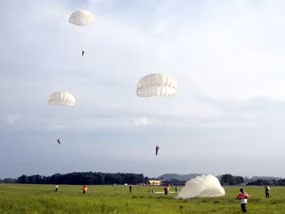 Tiếp đất thành công. Ảnh: trọng phú