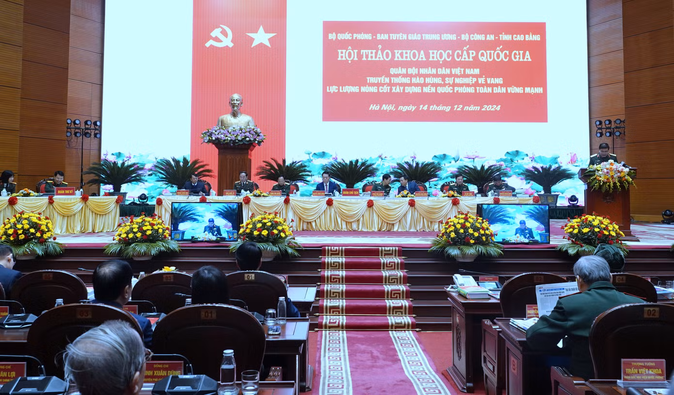 Hội thảo là một trong những hoạt động trọng điểm kỷ niệm 80 năm Ngày thành lập QĐND Việt Nam (22/12/1944 - 22/12/2024) và 35 năm Ngày hội Quốc phòng toàn dân (22/12/1989 - 22/12/2024).
