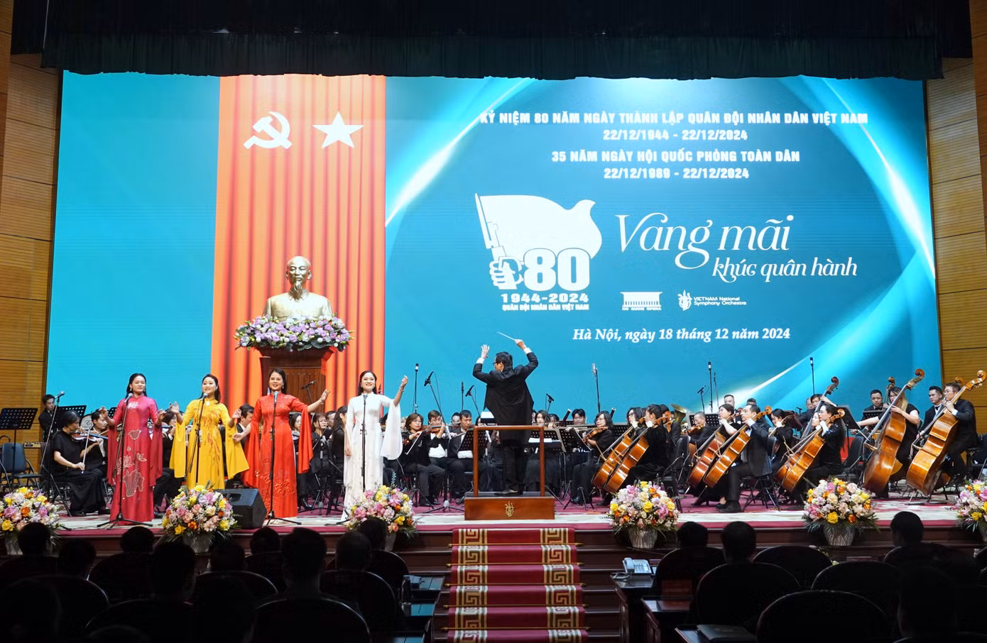 Chương trình nghệ thuật đặc sắc tại buổi gặp mặt.