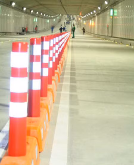 Vì sao phải lắp phân cách cứng phục vụ buýt BRT? ảnh 2